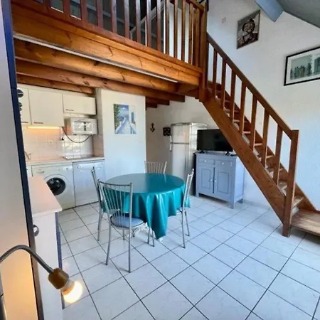 Bord De A Avec Balcon Et Garage - Fr-1-478-181 Apartment *